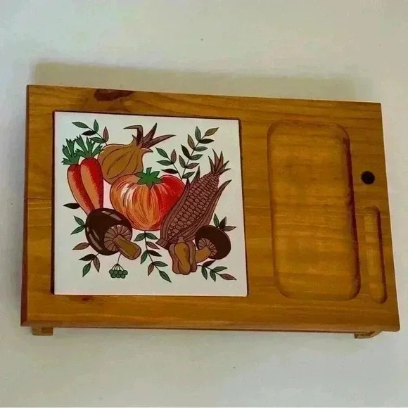 Vintage Goodwood Vegetable and Cheese board  with tile insert - Picture 4 of 10